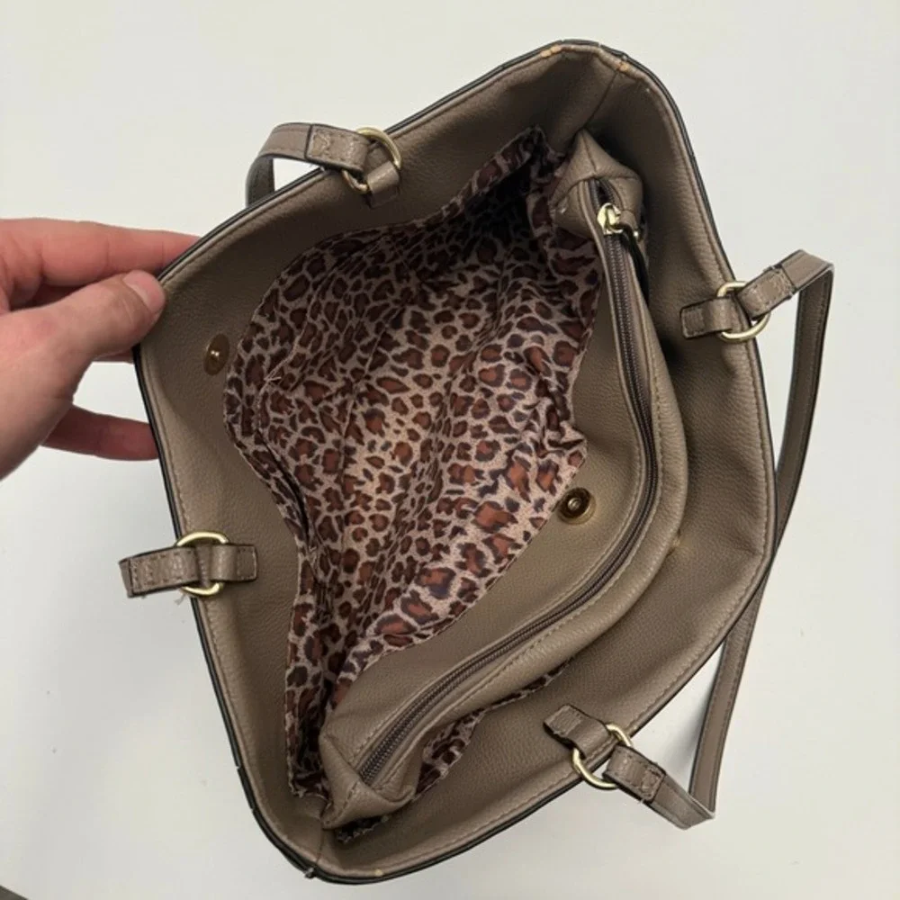 Mathew + Julian Pebble‎ Faux Leather Taupe Leopard Lining Tote Bag Large